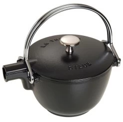 Staub Teekanne Und Wasserkessel Aus Gusseisen In Schwarz