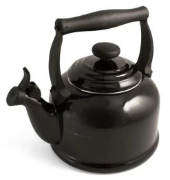 Le Creuset Wasserkessel Tradition Schwarz