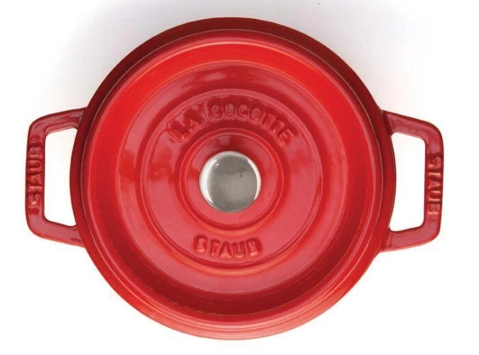 Staub Cocotte Rund Aus Gusseisen In Kirschrot – Bild 3